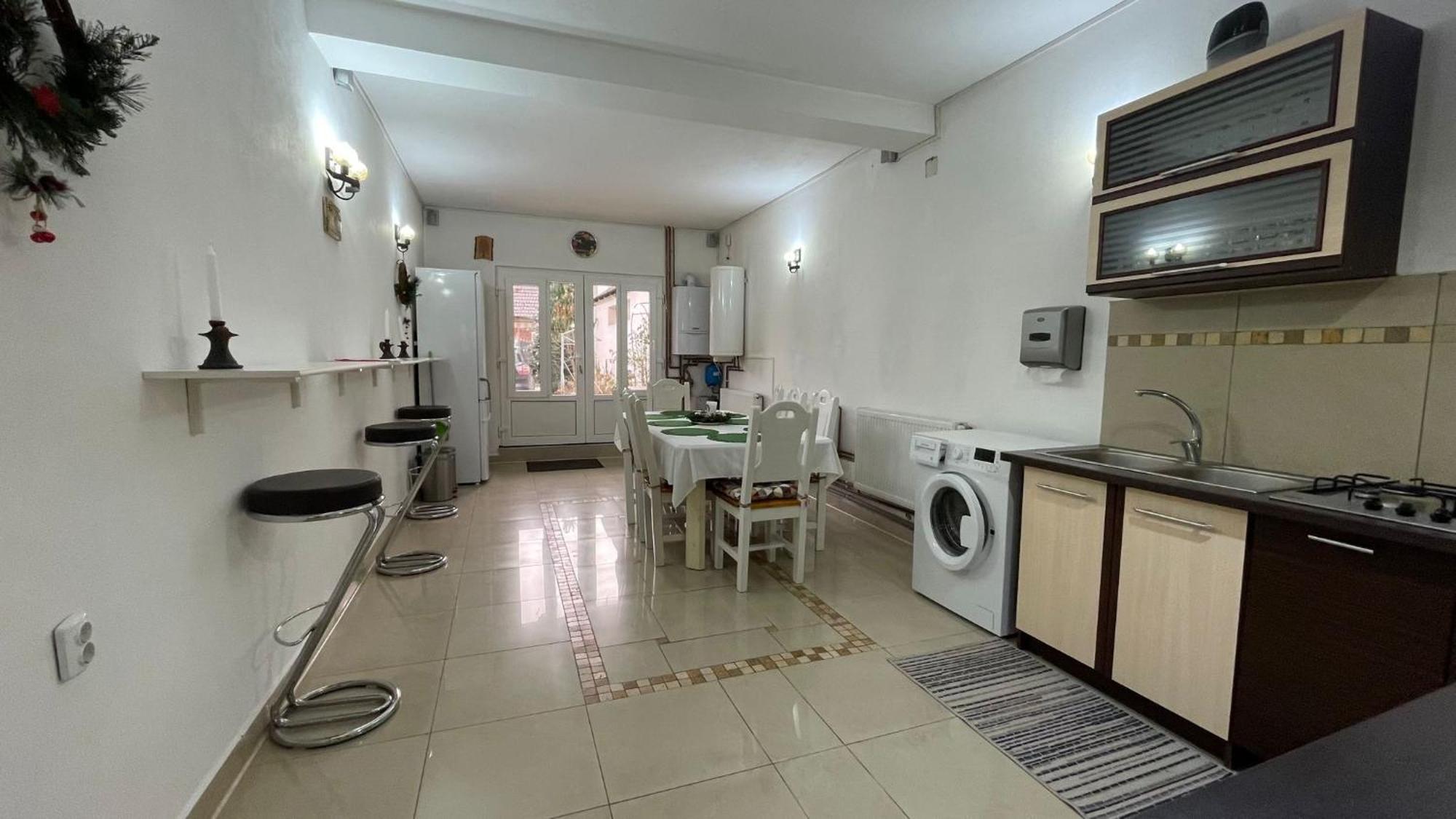 Apartament Casa Nicoladis Zărneşti Zewnętrze zdjęcie