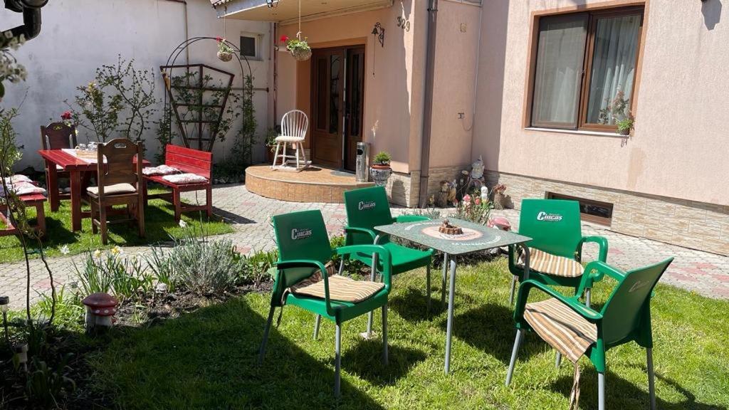 Apartament Casa Nicoladis Zărneşti Zewnętrze zdjęcie